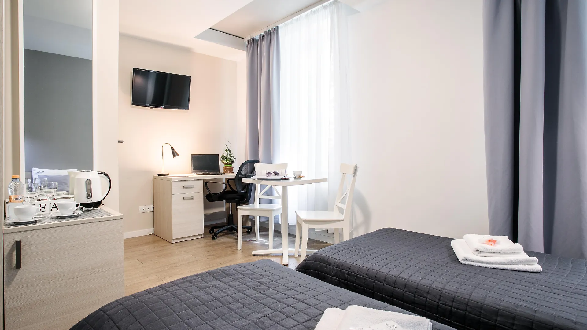 Apartamenty Platinia - Komfortowe Noclegi Krakow Stare Miasto 3*,  Poland